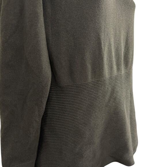 Neiman Marcus Olive Green Ribbed Zipper Shoulder Tight Knit Sweater Pullover S - Picture 3 of 16